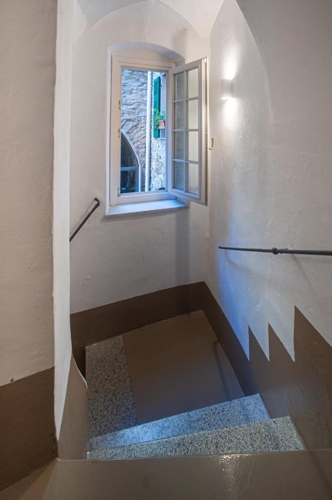 La Torre Di Gaia Apartment Dolceacqua Luaran gambar
